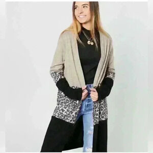 Daytrip Buckle Size Small Color Block Cardigan Sweater Neutral Animal Print Boho
